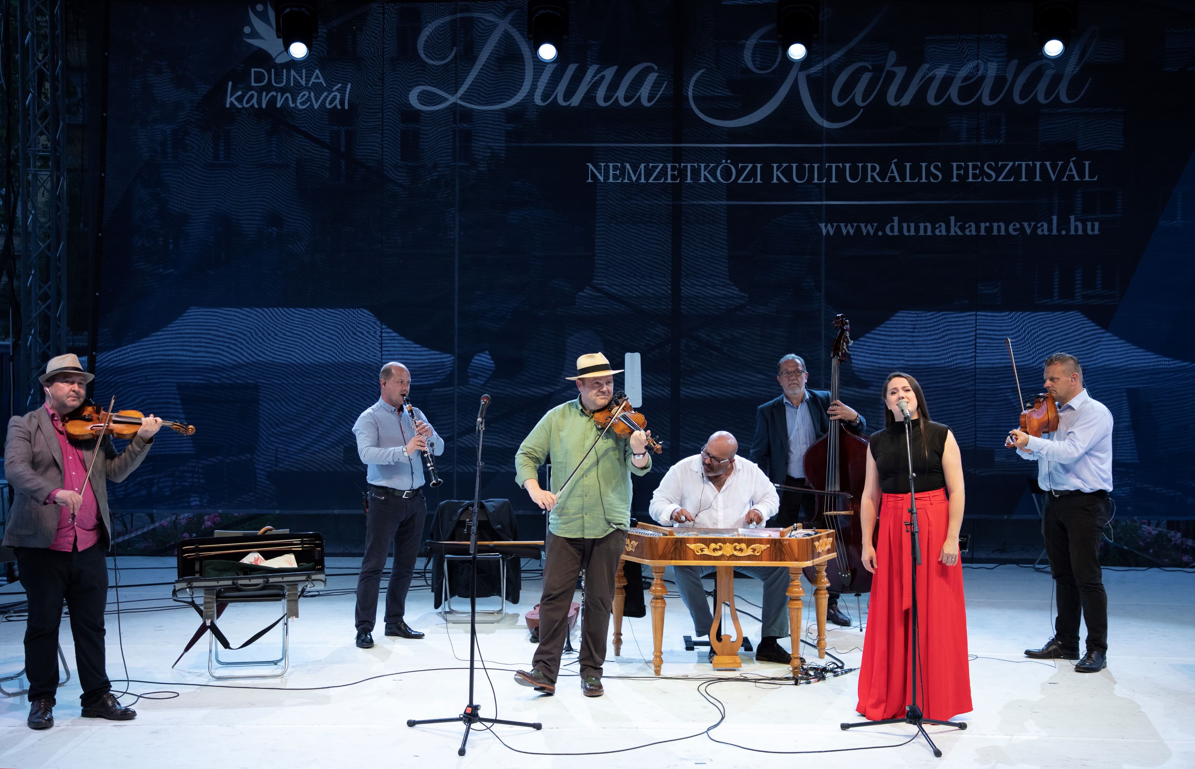 Pál István Szalonna és Bandája